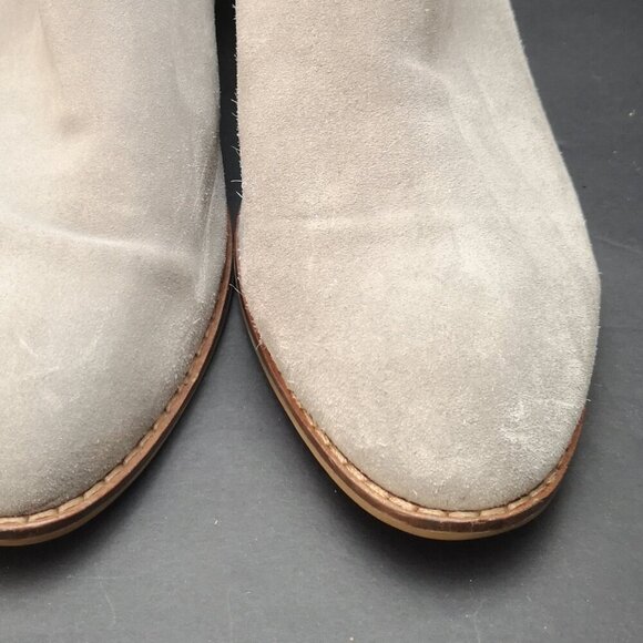 Coach Ladies Size 9 Grey Suede Slip On Brown Block Heel Carter Booties - Picture 12 of 12